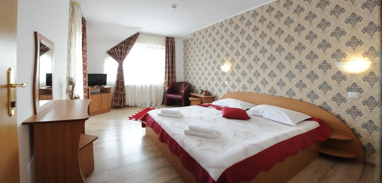 Pensiunea Moldova Piatra Neamţ Extérieur photo